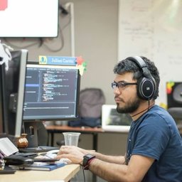 Julián Cortés